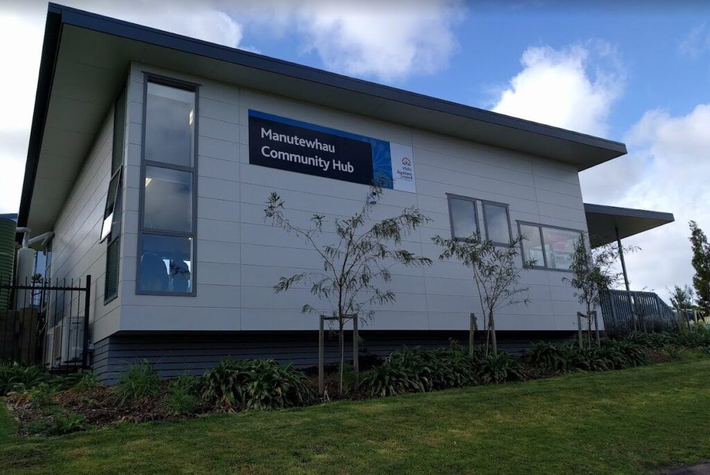 Mānutewhau Community House (West Harbour Community Hub)